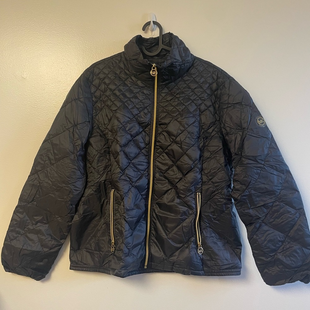 Michael Kors Foldable Black Quilted Jacket with Gold Zipper with Portable Bag